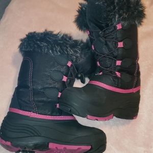 Girls winter boots size 2